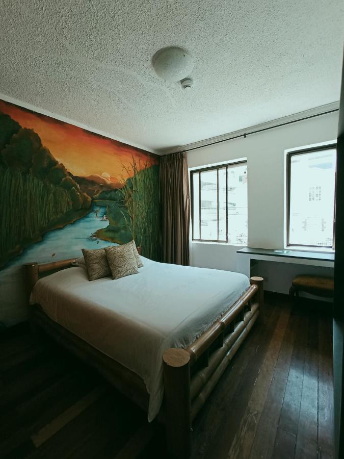 Suites+Arte Кито Екстериор снимка