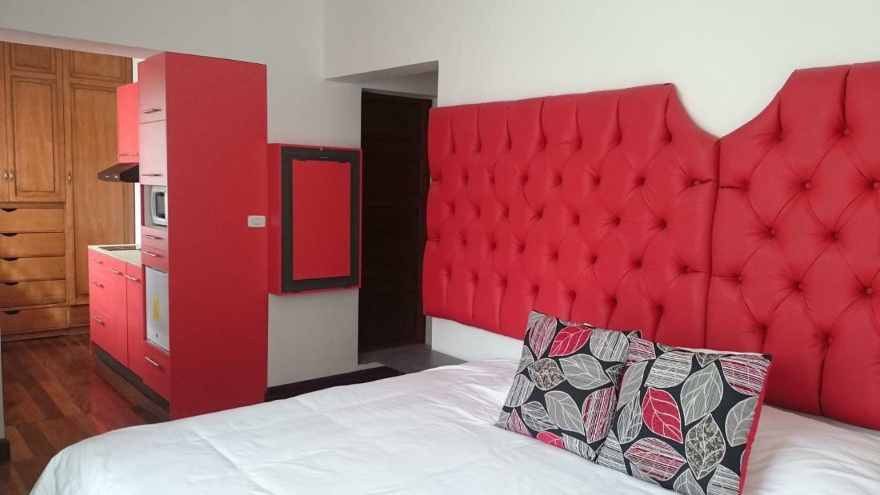 Suites+Arte Кито Екстериор снимка