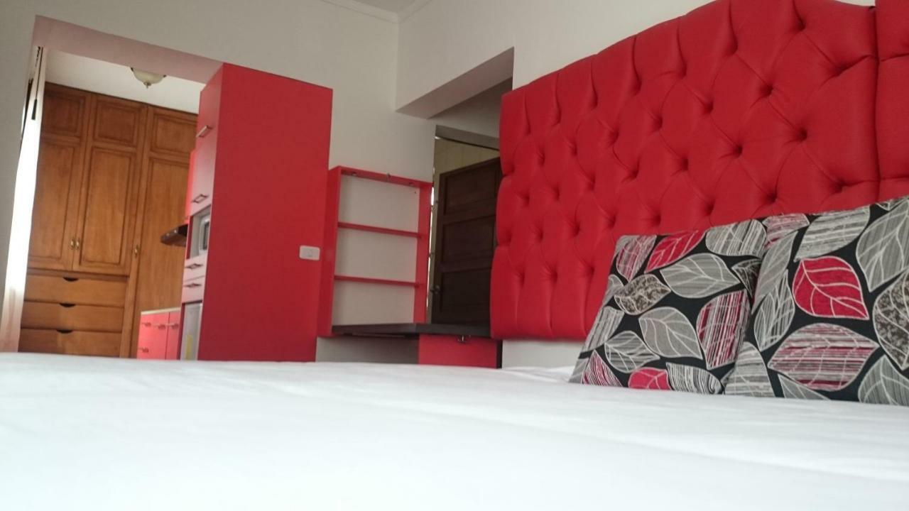 Suites+Arte Кито Екстериор снимка