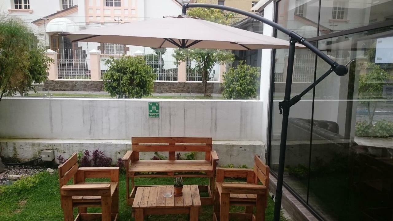 Suites+Arte Кито Екстериор снимка