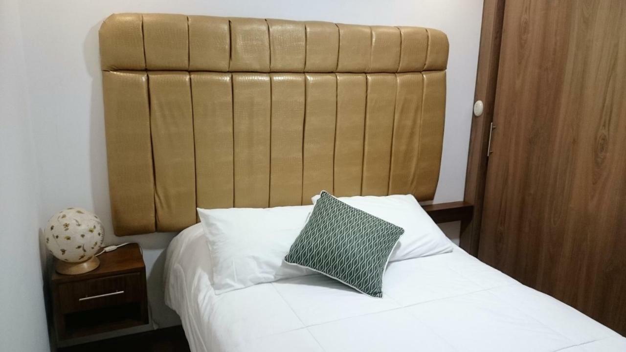 Suites+Arte Кито Екстериор снимка